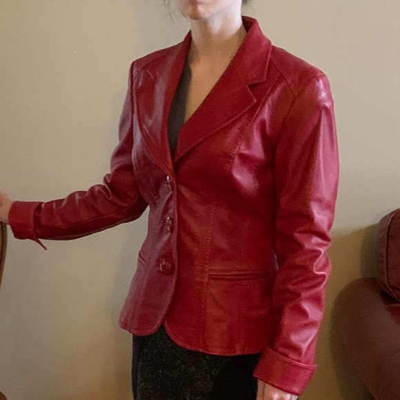 Red leather jacket - Picture 4 of 4